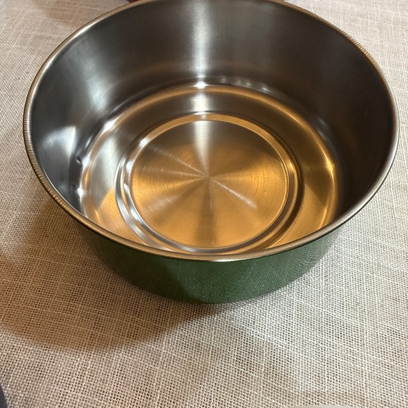 5 pc metal multi color nesting bowls with clear plastic lids - Picture 4 of 8